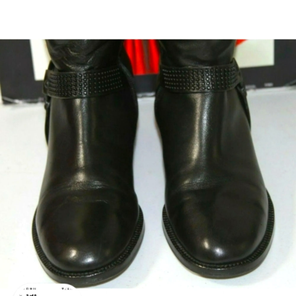 *83  Via Spiga Bernadette Black Leather knee boots